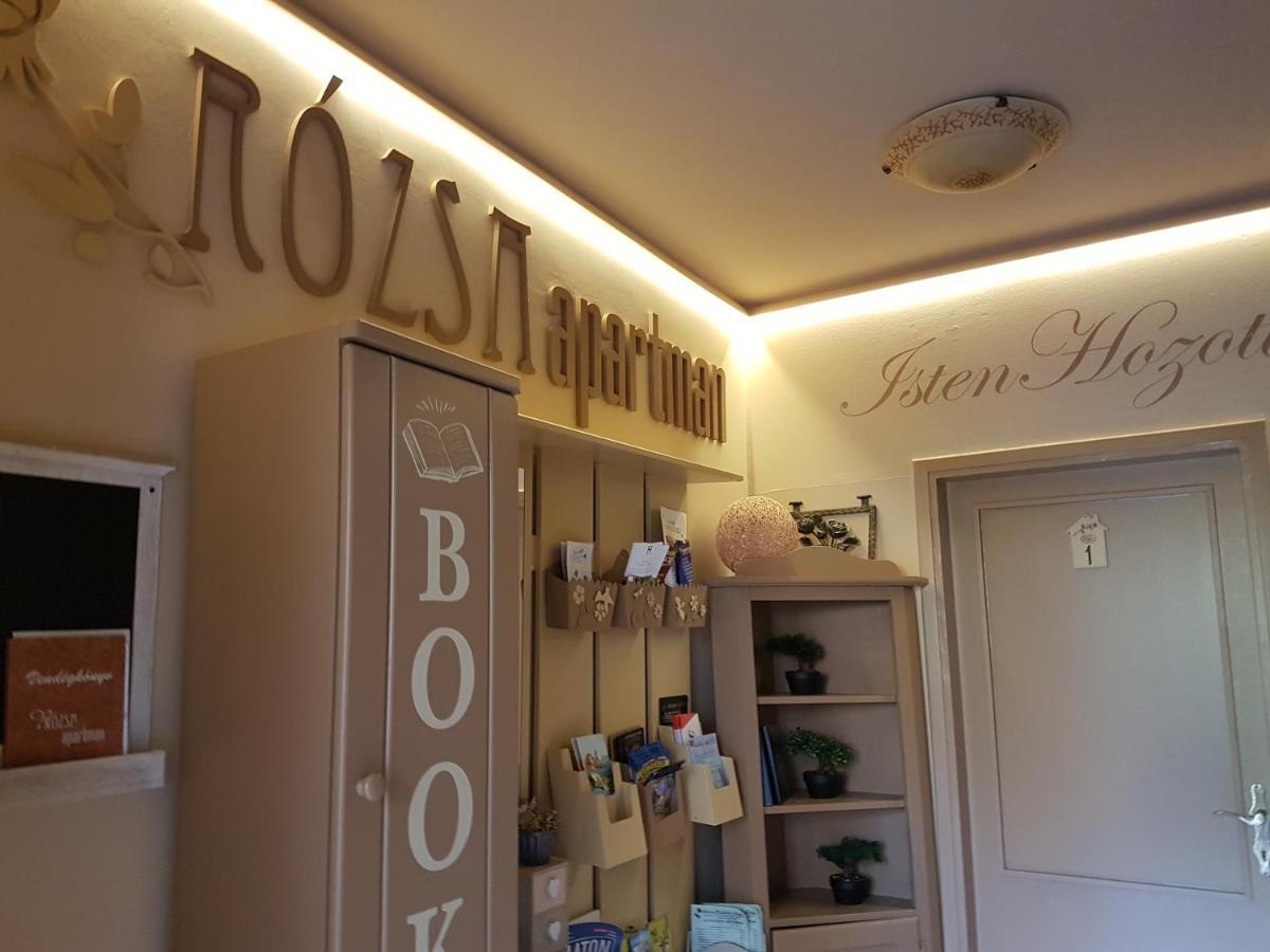 Rozsa Apartman Alsoors Bagian luar foto